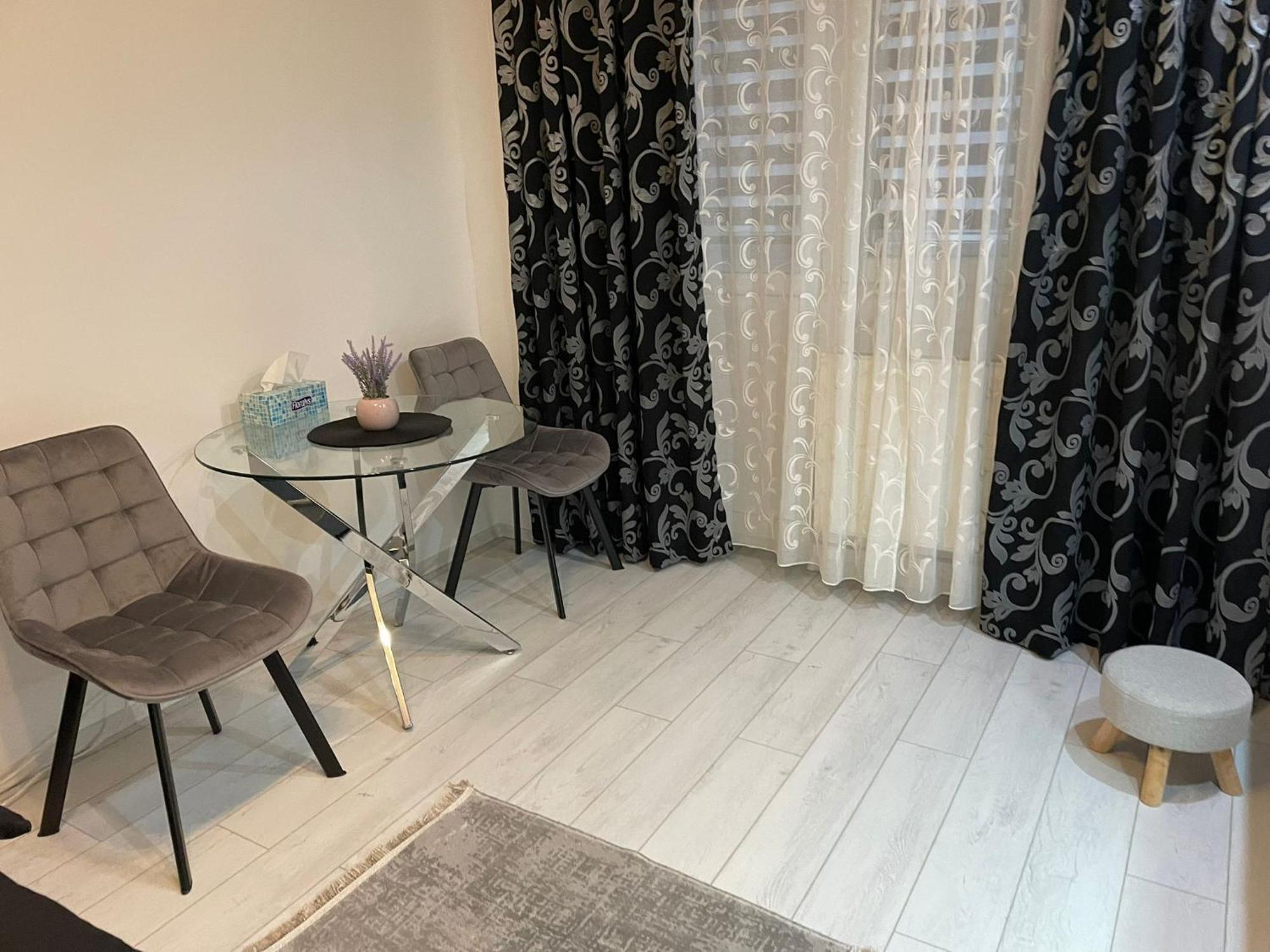Fancy Studio Arena Nationala Bükreş Dış mekan fotoğraf